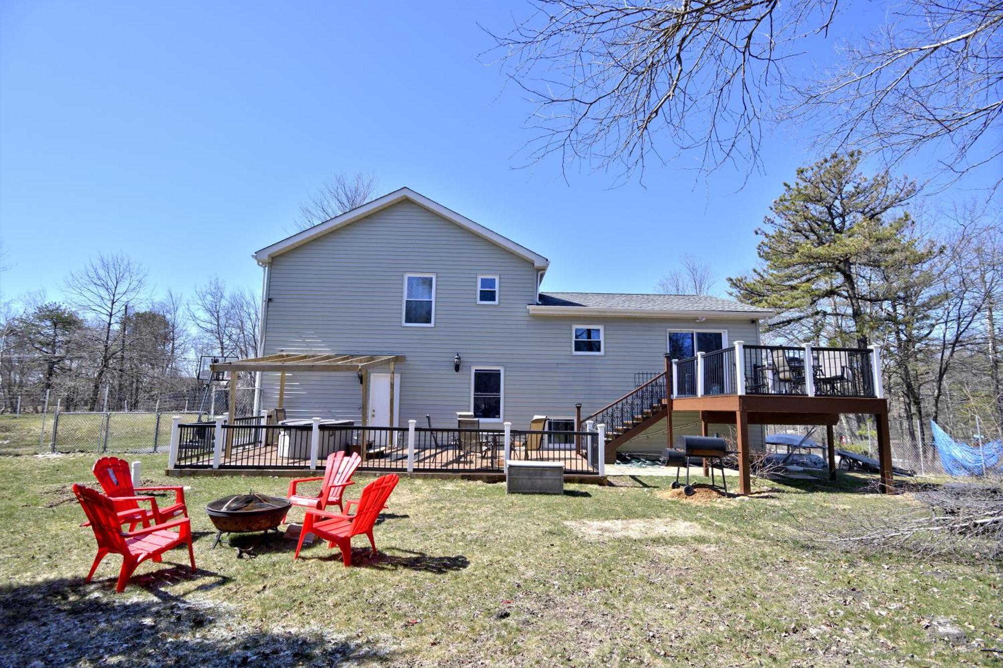 Lakehouse *Hottub*Jacuzzi*Firepit*Bbq*Pool Long Pond Bagian luar foto