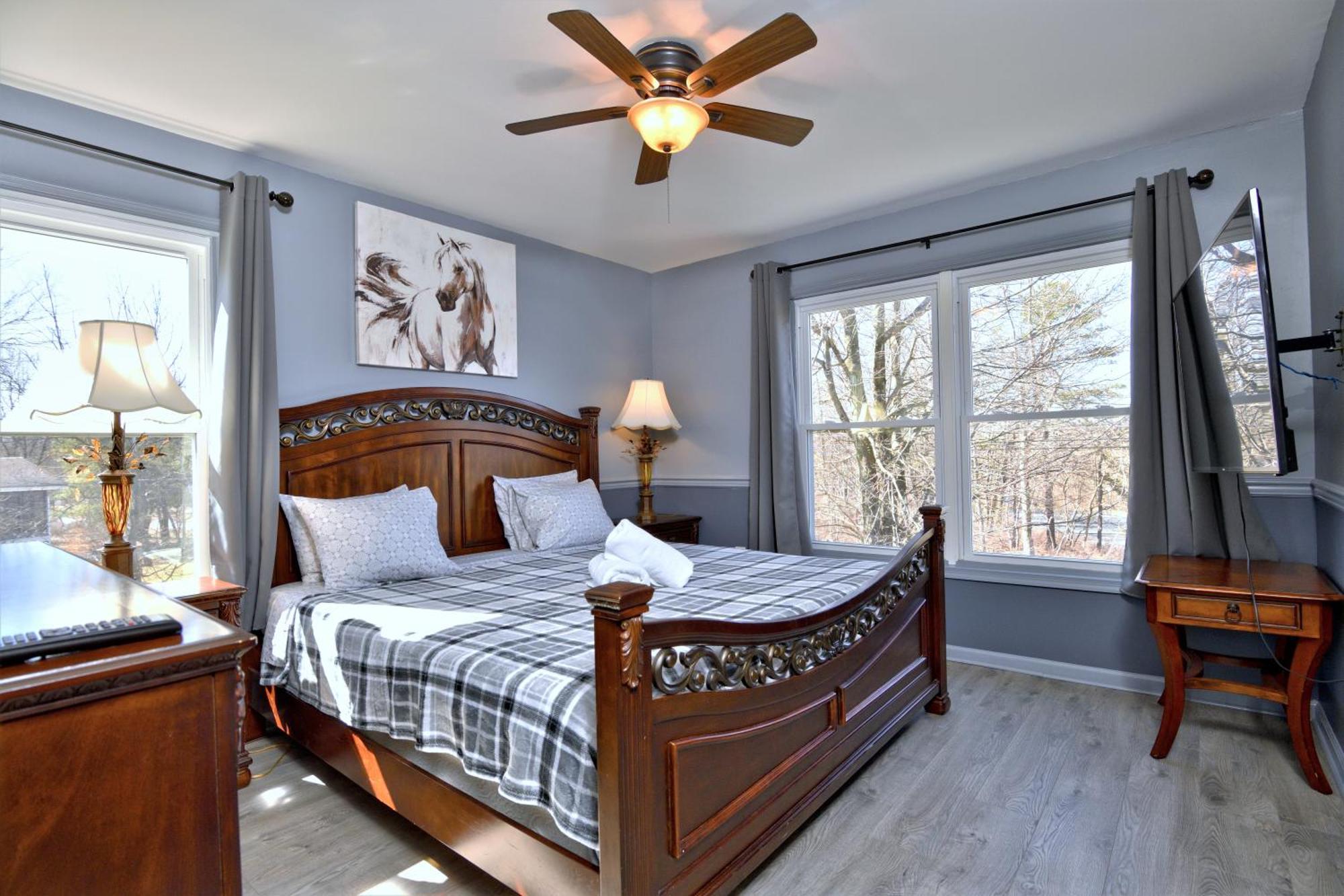 Lakehouse *Hottub*Jacuzzi*Firepit*Bbq*Pool Long Pond Bagian luar foto